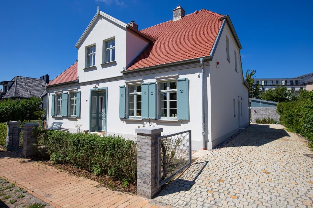 Kapitaenshaus Luv & Lee Villa Wustrow  Exterior photo